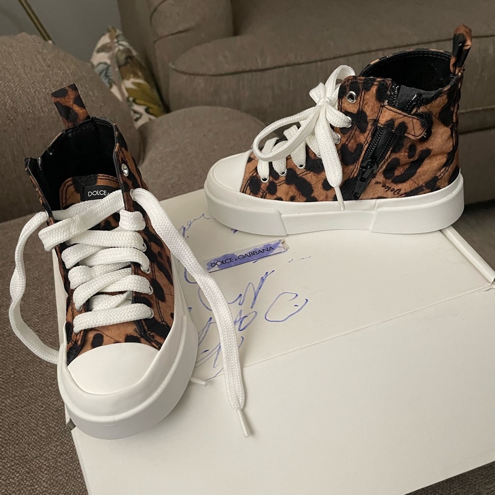 D&G canvas shoes, the shoes are a size 26 IT.